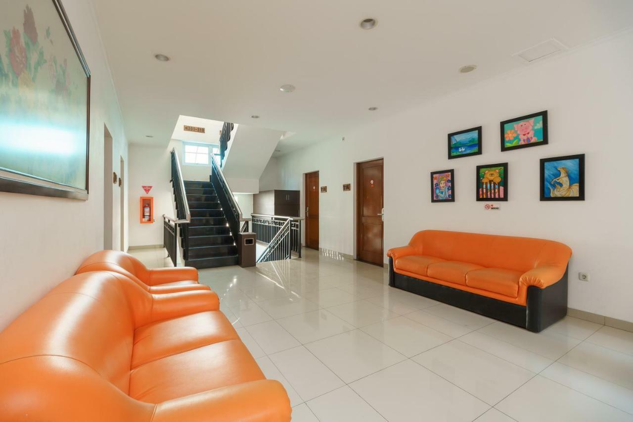 Hotel Reddoorz Premium @ Alqueby